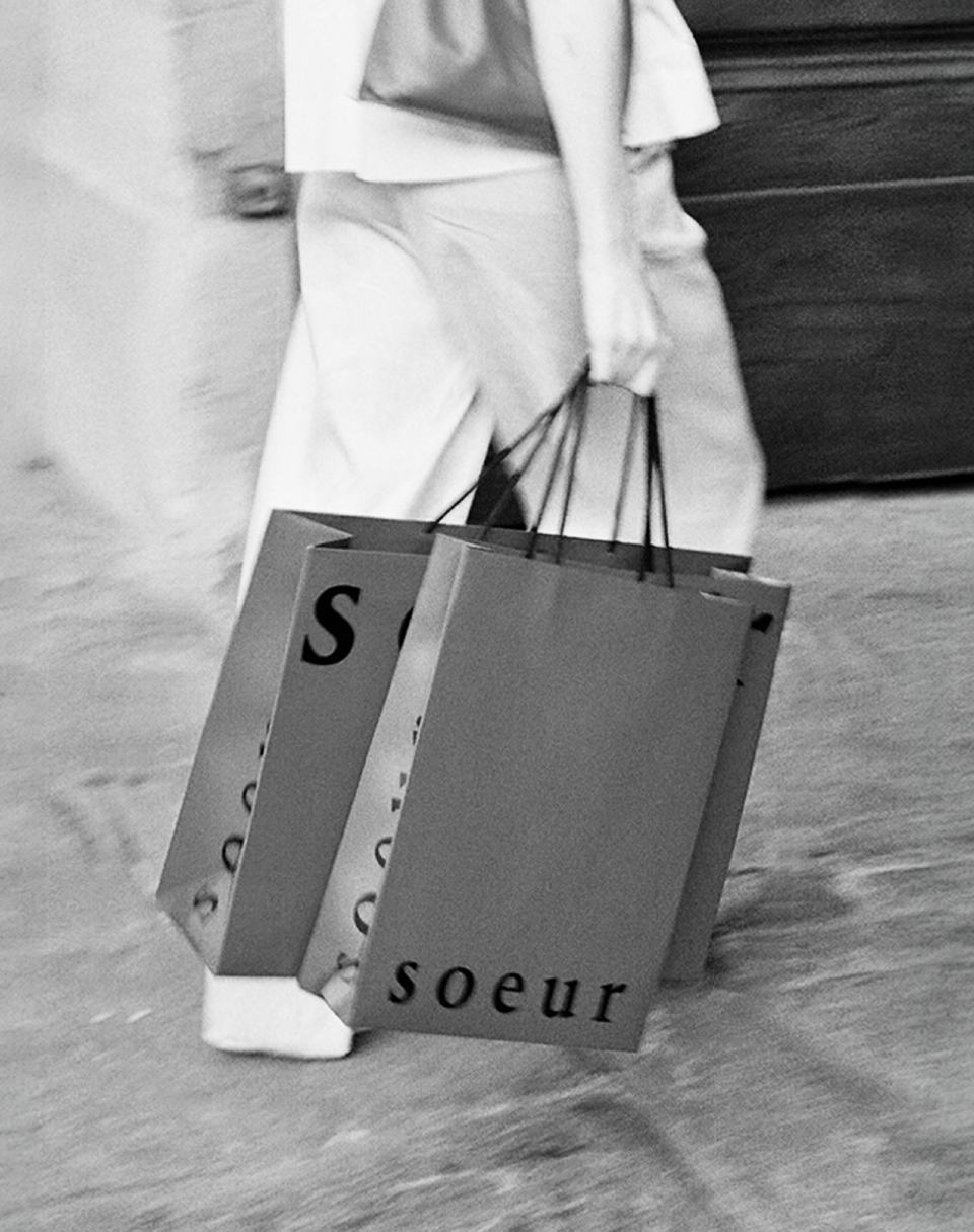 Complimentary delivery