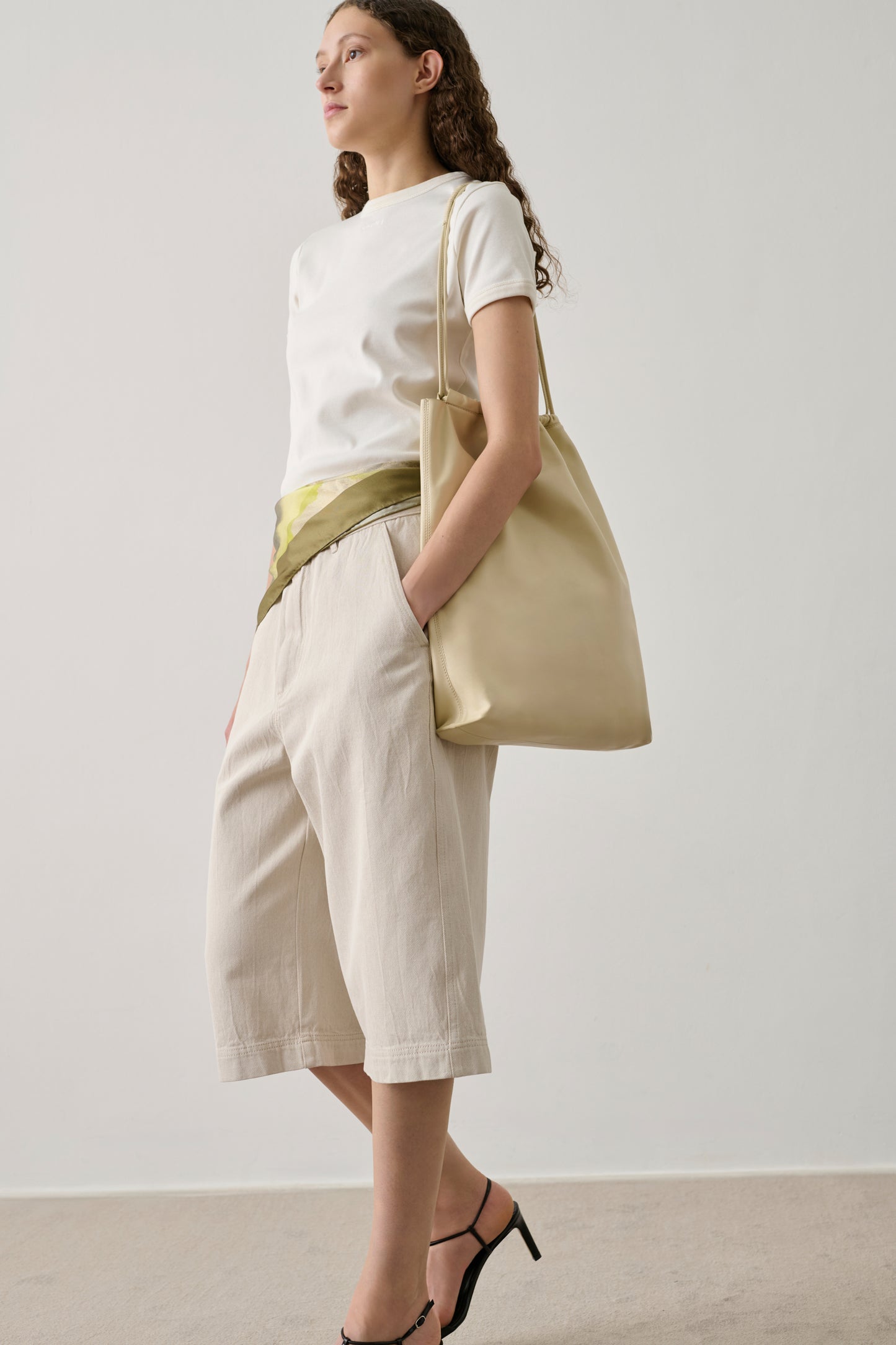 Francis Bermuda Shorts - Stone White - Cotton - Women